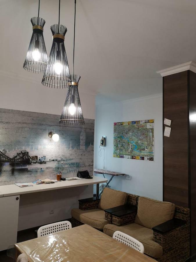 The Place Astana Hostel Extérieur photo