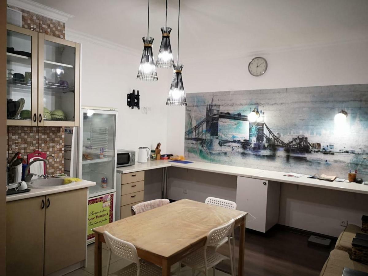 The Place Astana Hostel Extérieur photo